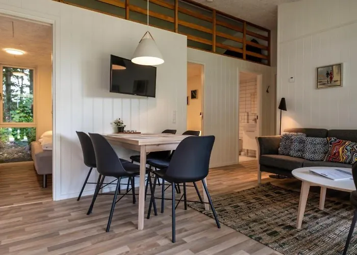 Husodde & Campsite 2*