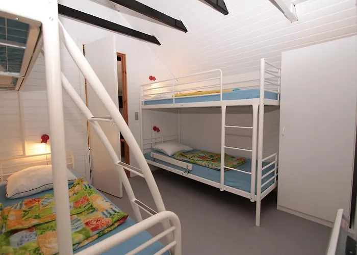 Husodde & Campsite 2*